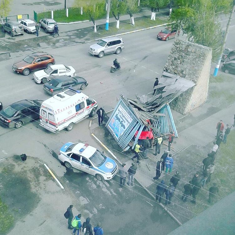 На Жамбыла в Петропавловске столкнулись 2 автомобиля