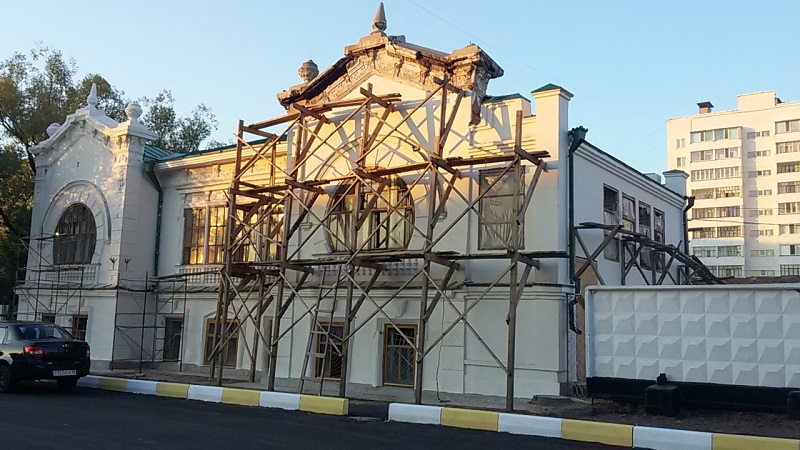 На севере Казахстана завершают реконструкцию купеческого особняка