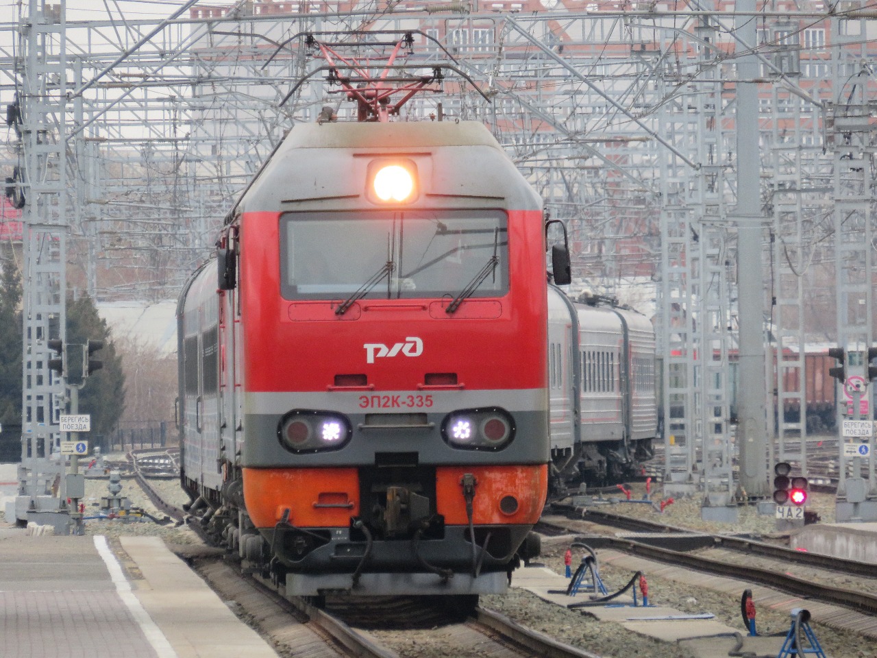 Российские железные дороги ввели ограничения по поездам в Казахстан