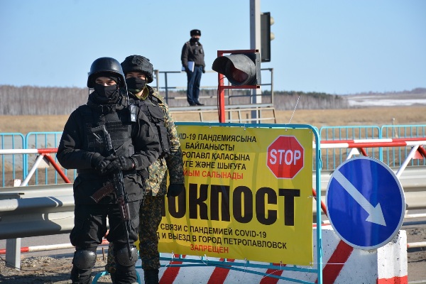 Жителям Петропавловска грозит штраф либо арест на 15 суток за нарушение режима ЧП