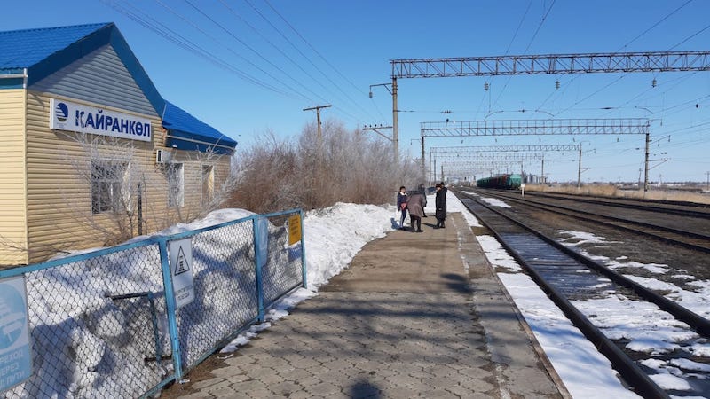 На севере Казахстана пустует отремонтированный вокзал