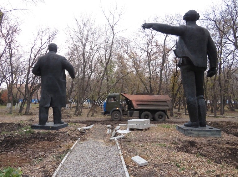В Петропавловске у памятника Ленину снова будет свой парк