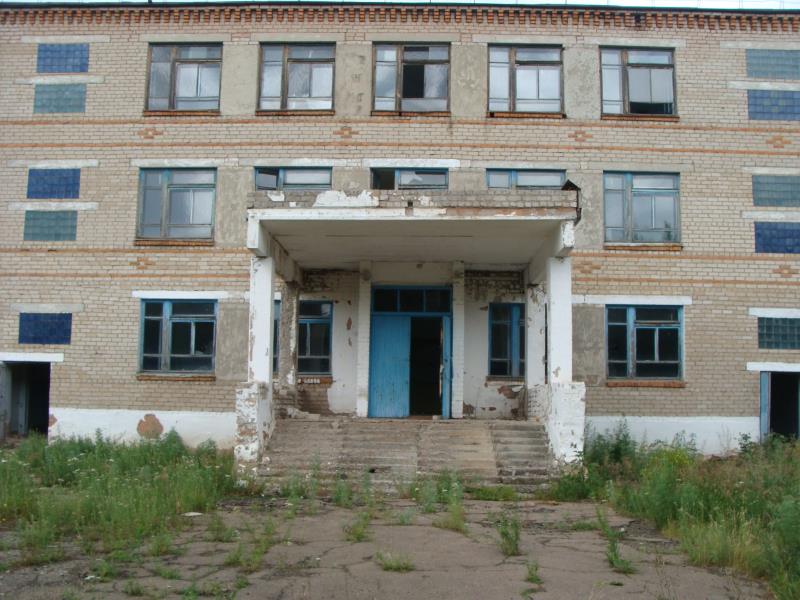 Школы на прилавке: новая приватизация на севере Казахстана