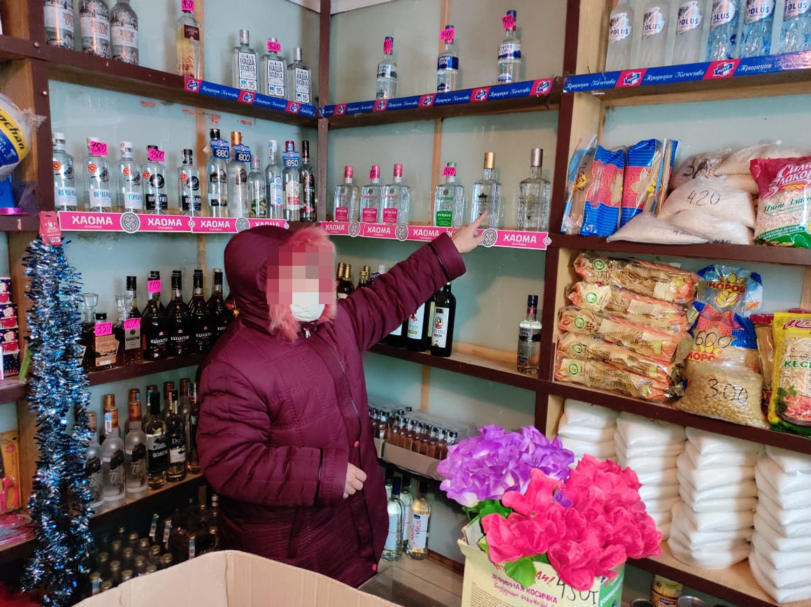 Одуревший от похмелья сельчанин ранил продавца на севере Казахстана