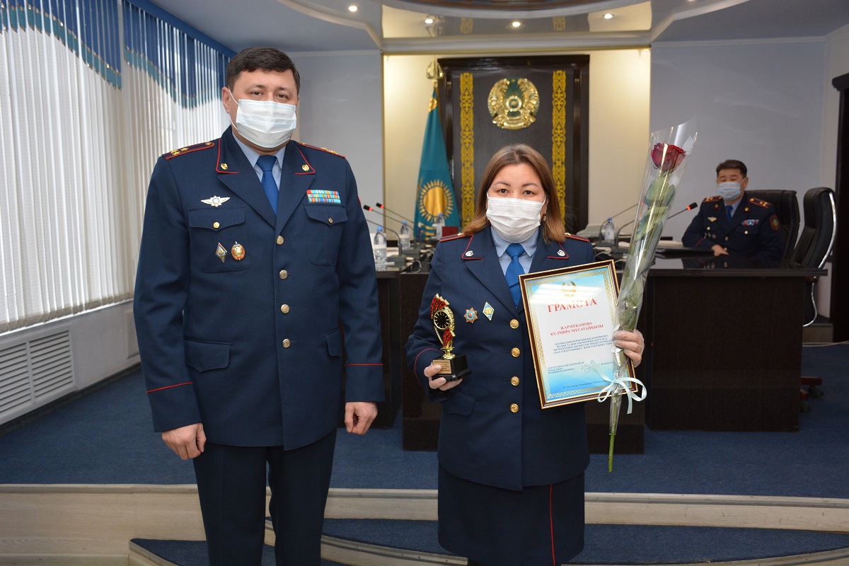 Новости северного казахстана петропавловск. Отдел казахской полиции. Лучший следователь. Фархад полицейский Петропавловск. Тобольский отдел дознаватель.