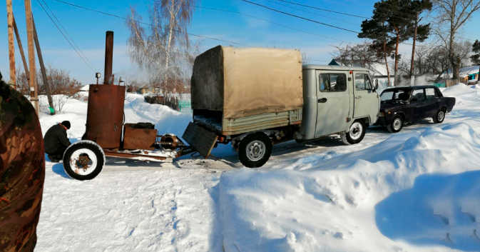 На севере Казахстана из-за морозов перемерзают колонки