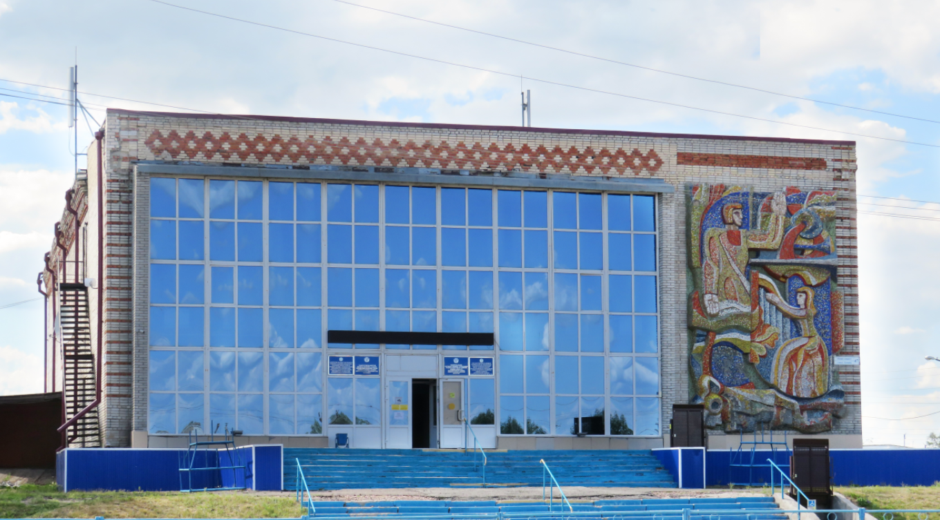 Ремонт в пакетном стиле: дом культуры на севере Казахстана может лишиться уникальной мозаики