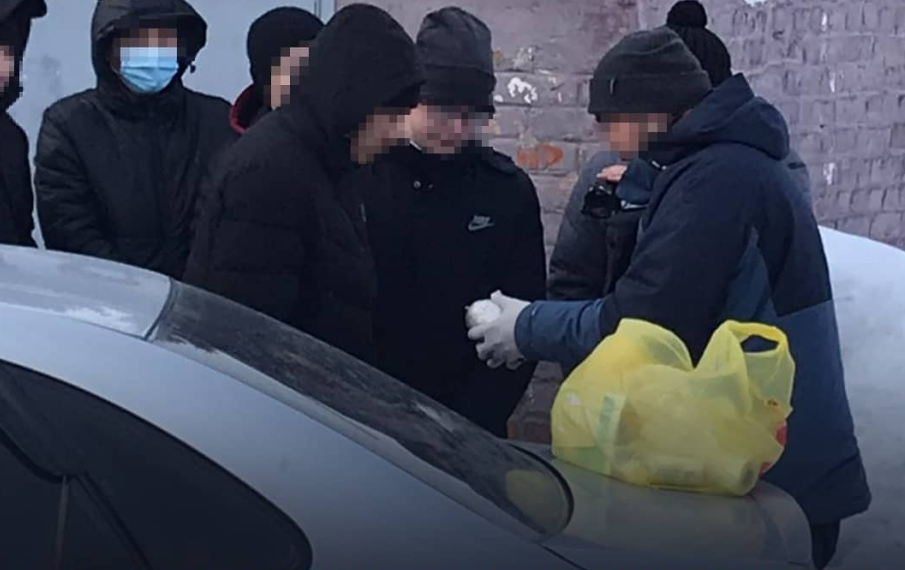 Сотрудники КНБ задержали наркоторговцев в Петропавловске