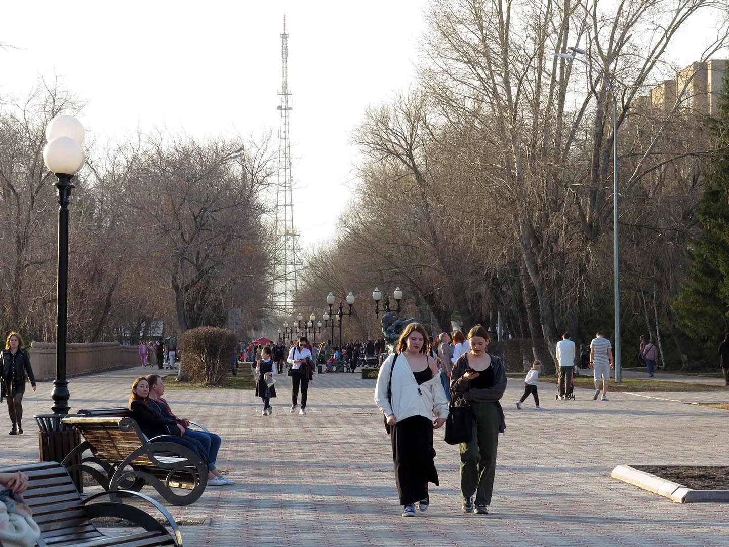 В казахстане прошла. Петропавловск Казахстан население. Северный Казахстан города. Население Петропавловска Казахстан 2021 год. Улица Конституции Казахстана Петропавловск.