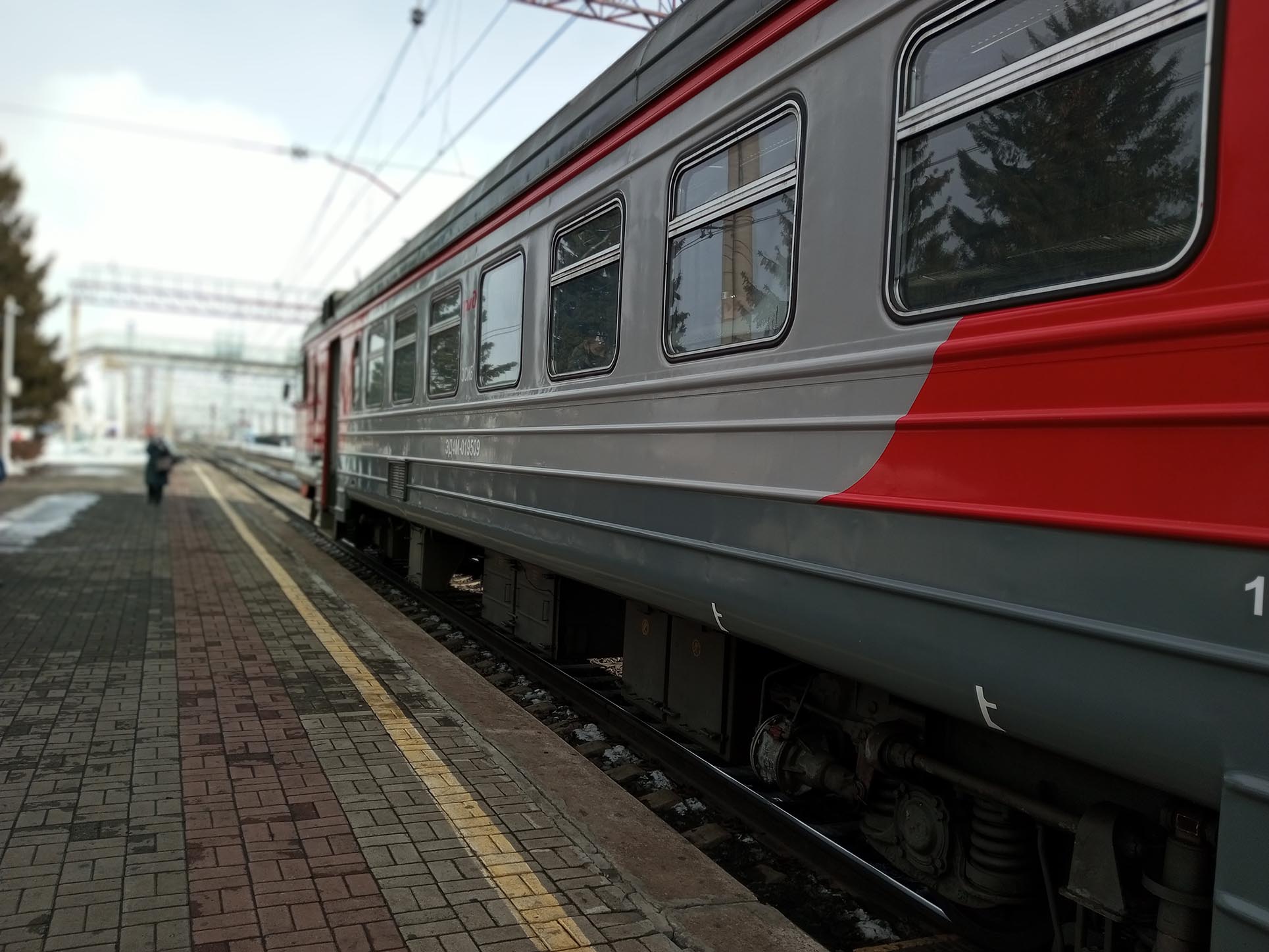 Поезд до петропавловск казахстан. Исилькуль Петропавловск электричка. Вечерняя электричка. Электричек. Поезд вечером.