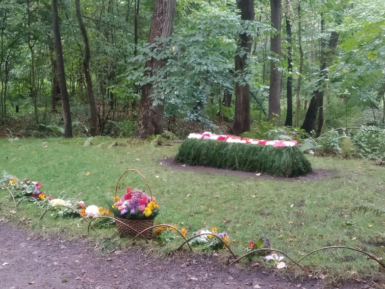 могила Толстого