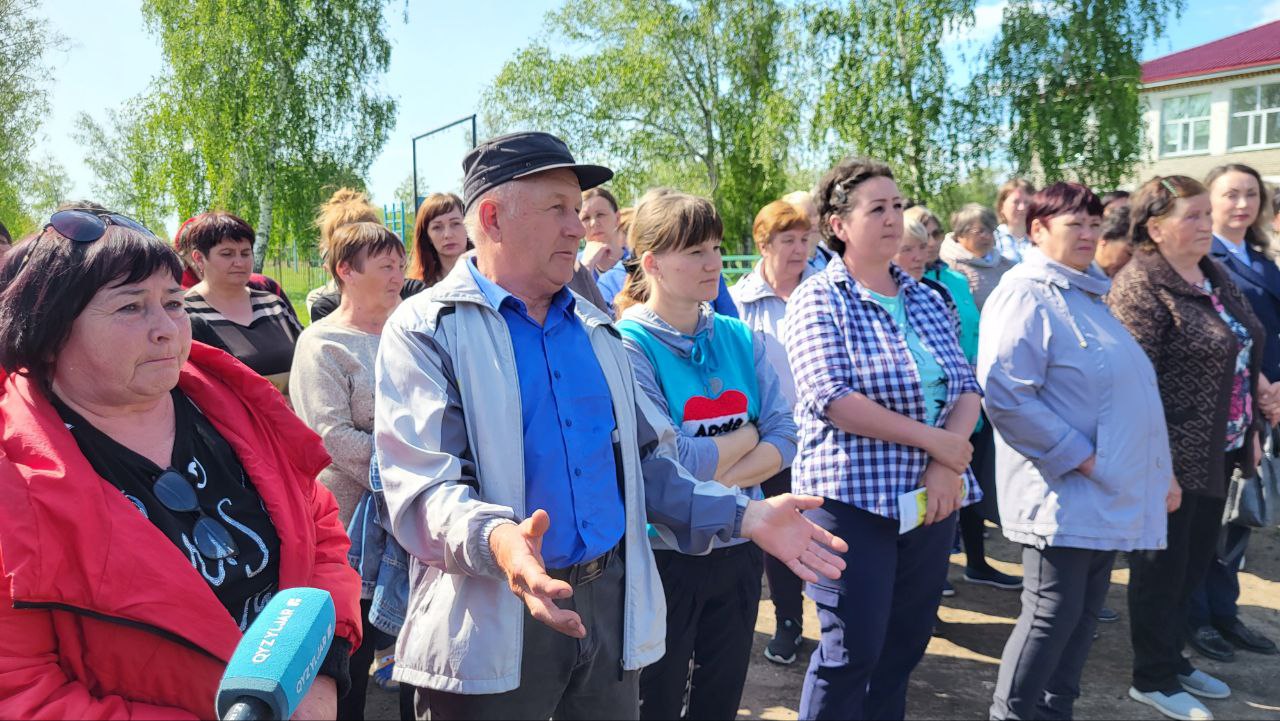 червонное казахстан село